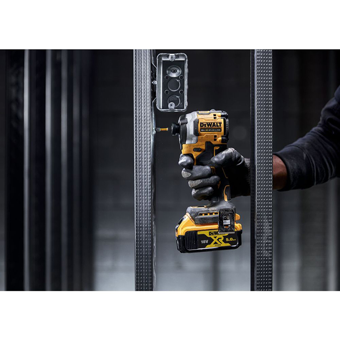 Шуруповерт аккумуляторный DeWalt DCF850D2T-QW