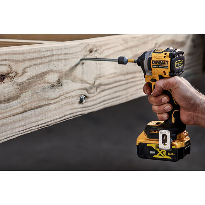 Шуруповерт аккумуляторный DeWalt DCF850N-XJ (без АКБ и ЗУ)