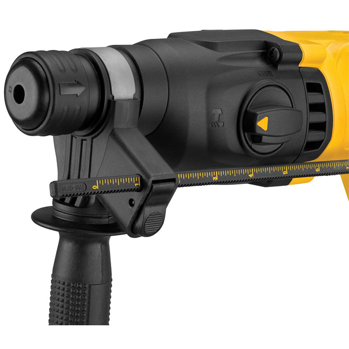 Перфоратор аккумуляторный DeWalt DCH133M1-QW