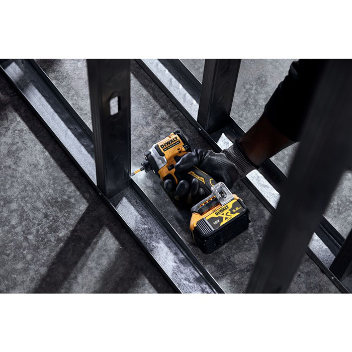 Шуруповерт аккумуляторный DeWalt DCF850D2T-QW
