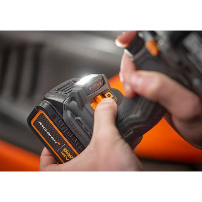Дрель-шуруповерт ударная аккумуляторная McLaren Limited Edition DeWalt DCD85MP2T-QW