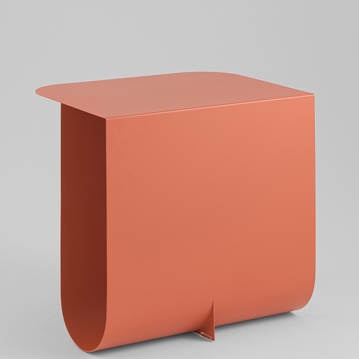 Журнальный столик Laure металл красный Stool Group MT-136S DB-008