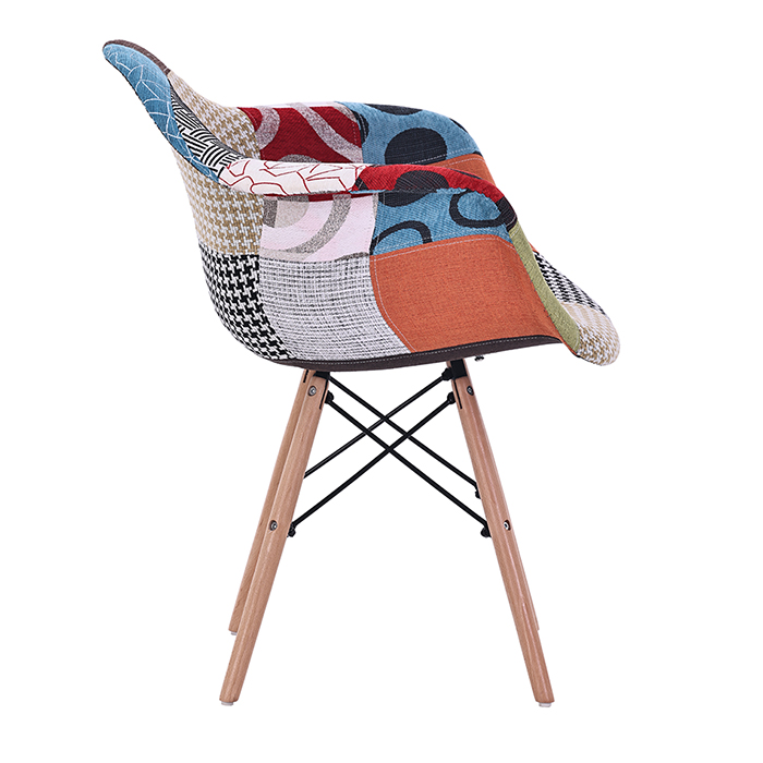 Комплект из 4 стульев Eames Noro HC10175