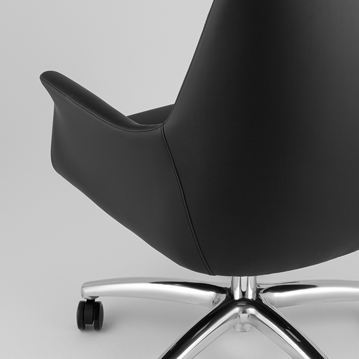 Кресло офисное TopChairs Viking New чёрное Stool Group A334 57746