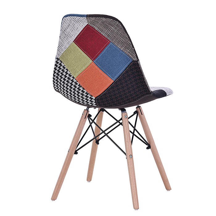 Комплект из 4 стульев Eames Noro HC10174