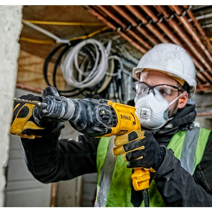 Перфоратор DeWalt D25033-QS